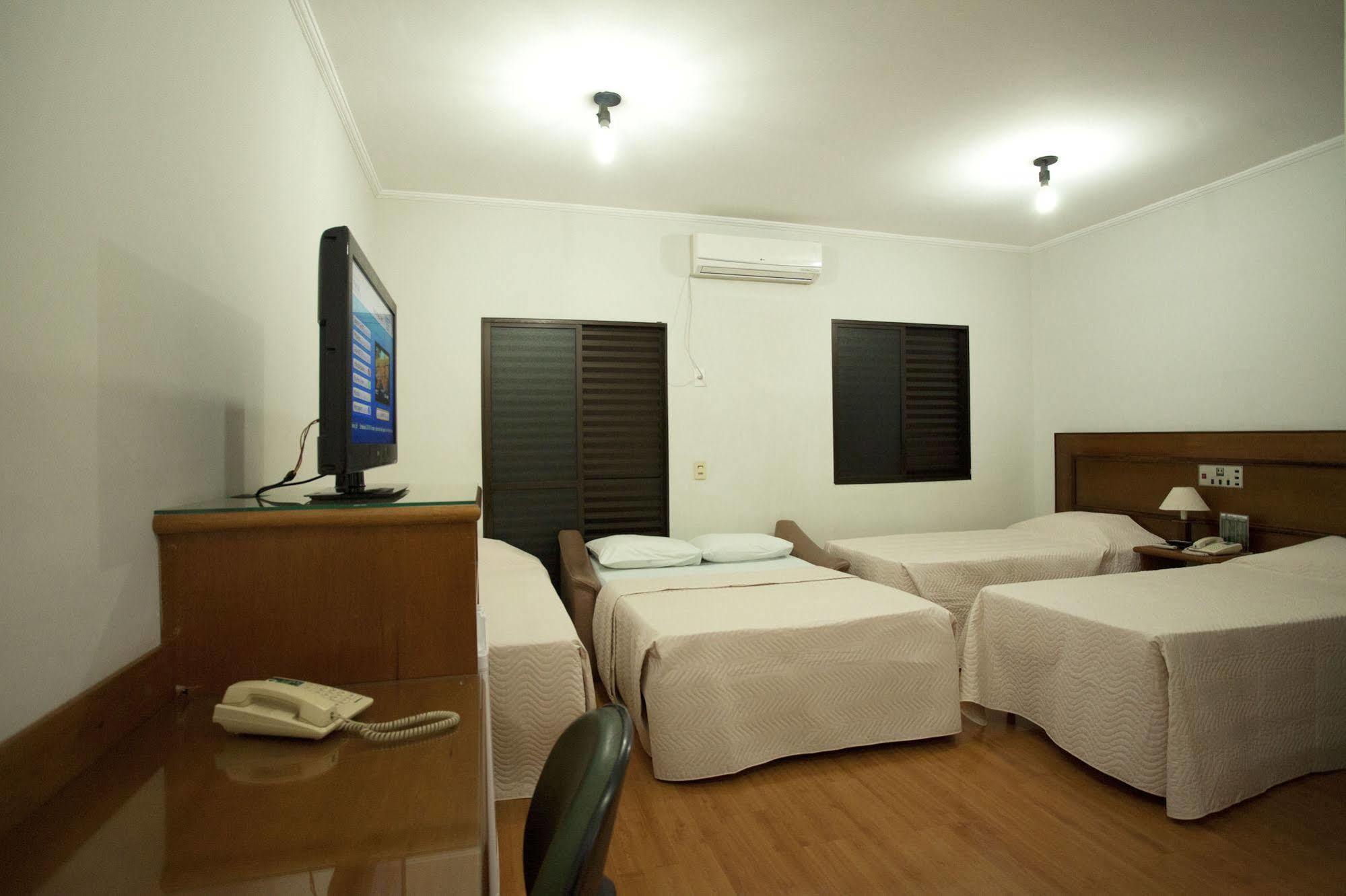 Indaiá Hotel Residence São Carlos Esterno foto