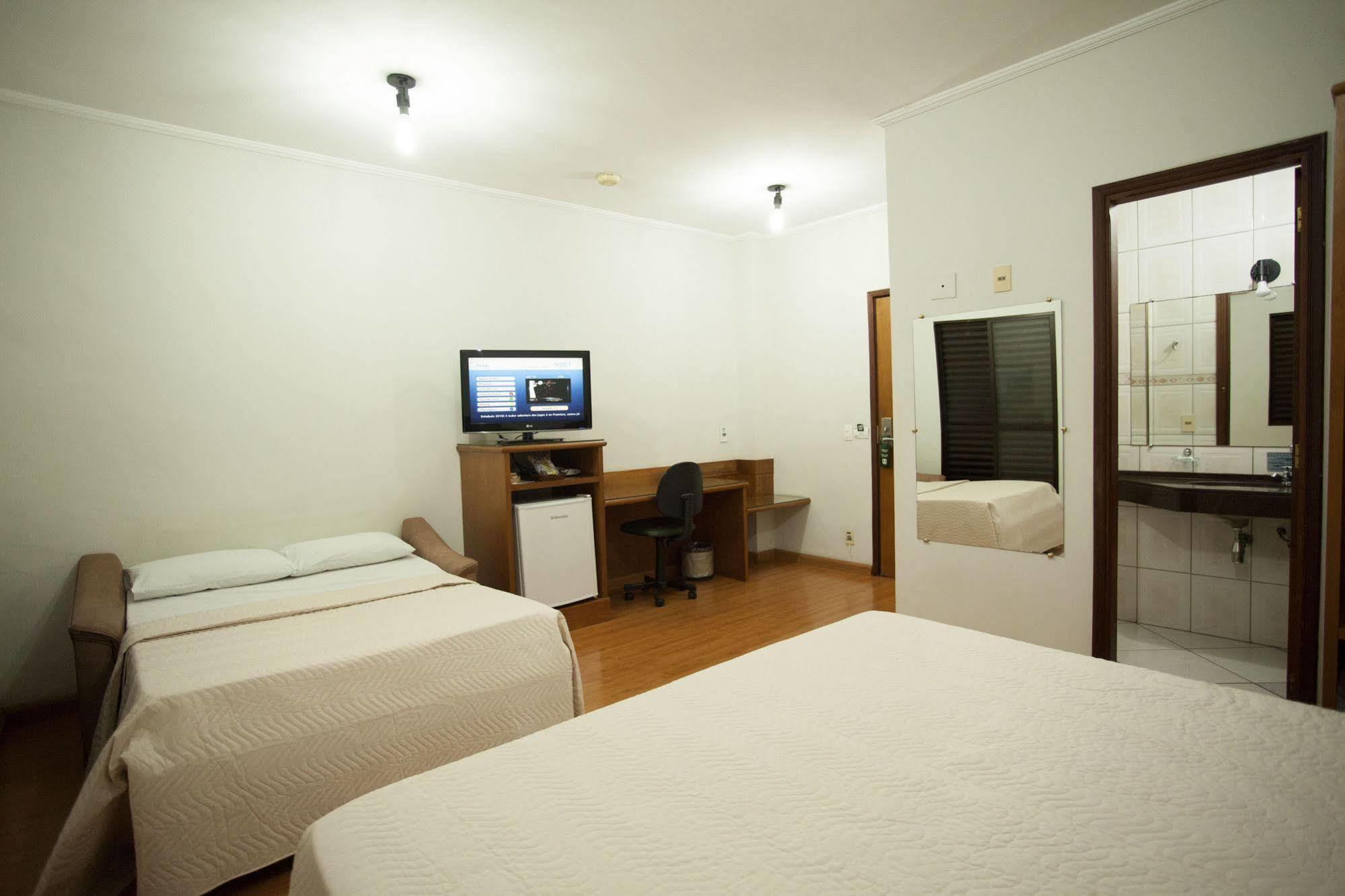 Indaiá Hotel Residence São Carlos Esterno foto