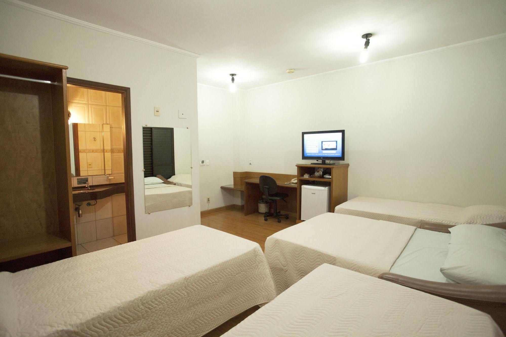 Indaiá Hotel Residence São Carlos Esterno foto